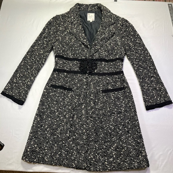 Nanette Lepore Jackets & Blazers - Gorgeous Nanette Lepore Black Cream Tweed Coat Jacket Ribbon Trim - L